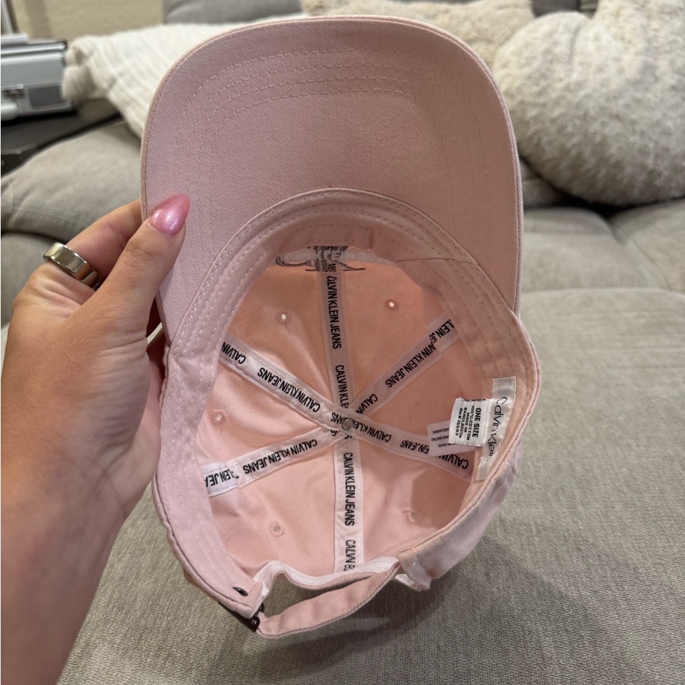 NWOT Light Pink Calvin Klein Jeans Baseball Cap Hat - Picture 5 of 7